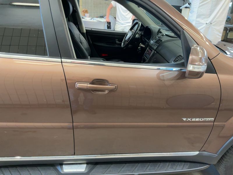 Ssangyong Rexton 2.2 TD Executive 4x4 — zdjęcie 7