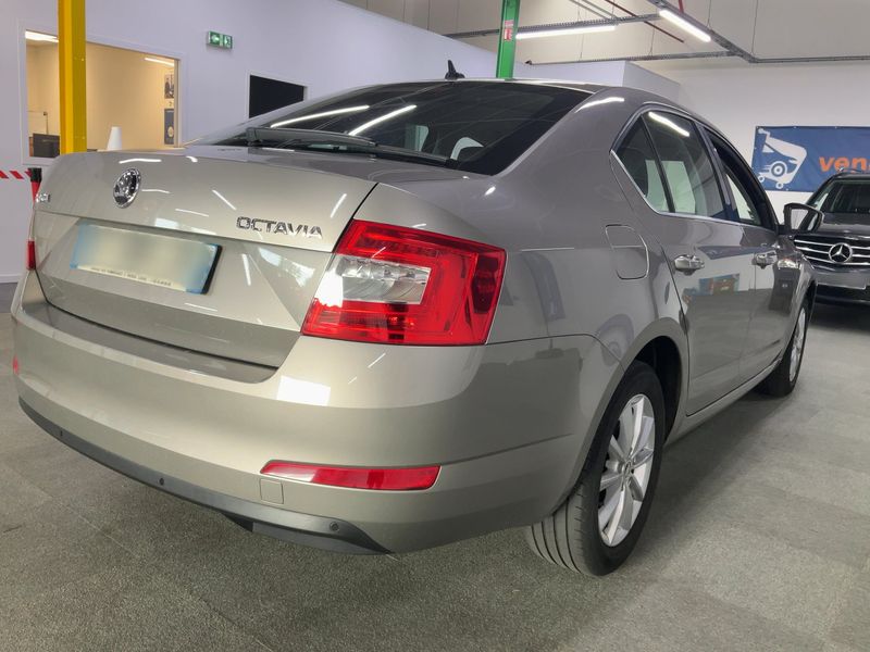 Skoda Octavia 1.4 TSI Style — zdjęcie 6