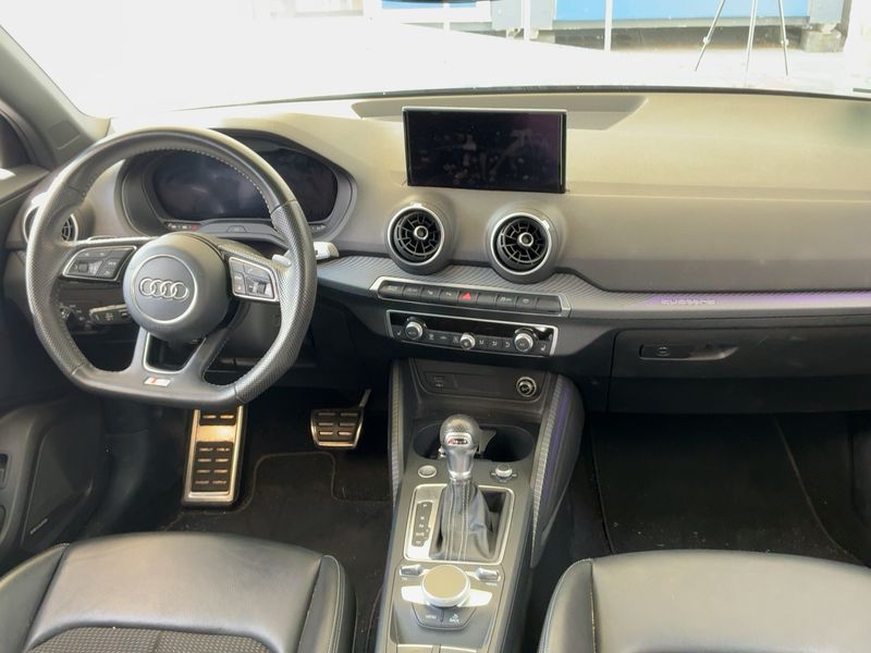 Audi Q2 2.0 TDI quattro Sport — zdjęcie 12