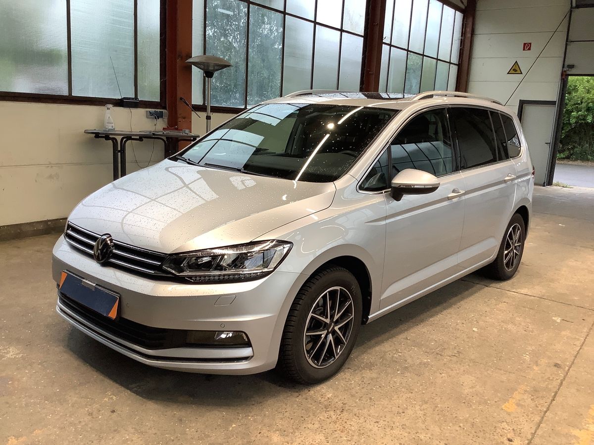 Volkswagen Touran 1.5 TSI ACT Highline BlueMotion