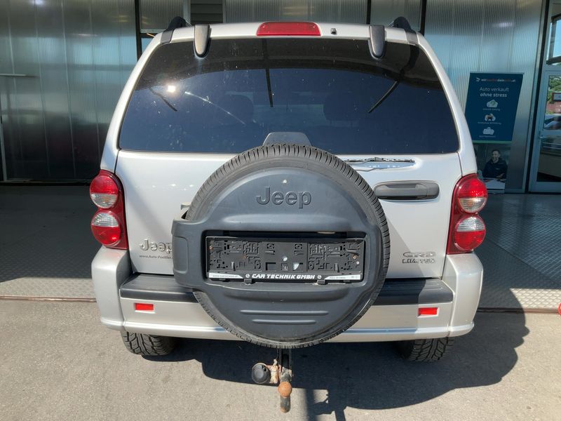 Jeep Cherokee 2.8 CRD Limited — zdjęcie 10