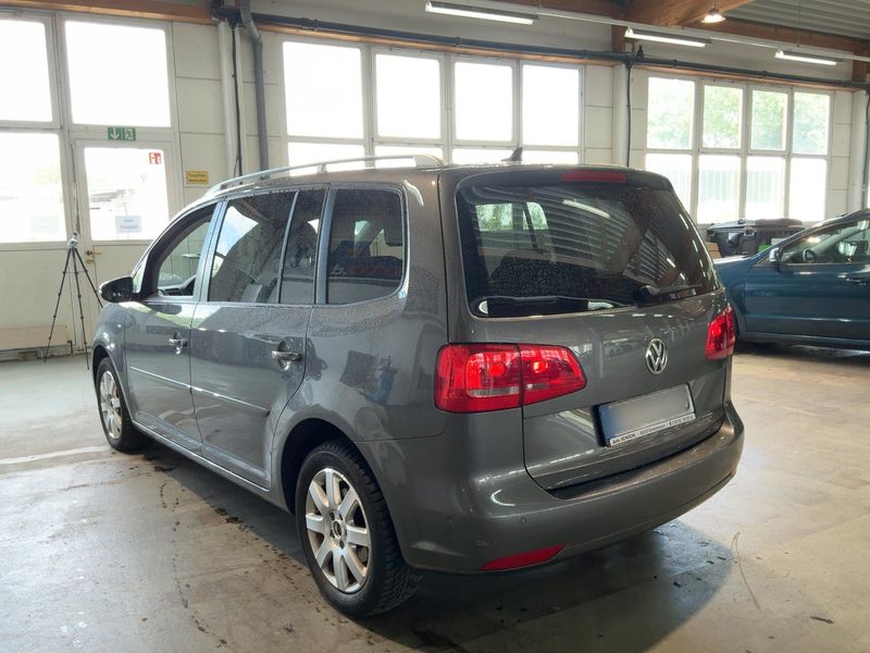 Volkswagen Touran 1.4 TSI Cup — zdjęcie 3