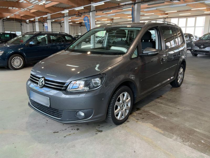 Volkswagen Touran 1.4 TSI Cup — zdjęcie 1