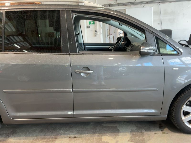 Volkswagen Touran 1.4 TSI Cup — zdjęcie 7