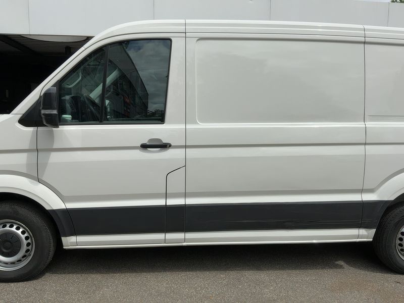 Volkswagen Crafter 2.0 TDI Kasten 35 mittellang FWD — zdjęcie 4