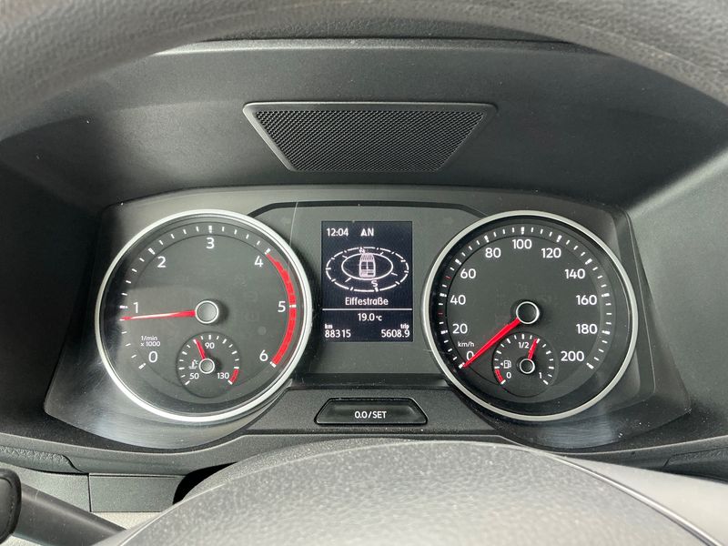 Volkswagen Crafter 2.0 TDI Kasten 35 mittellang FWD — zdjęcie 13