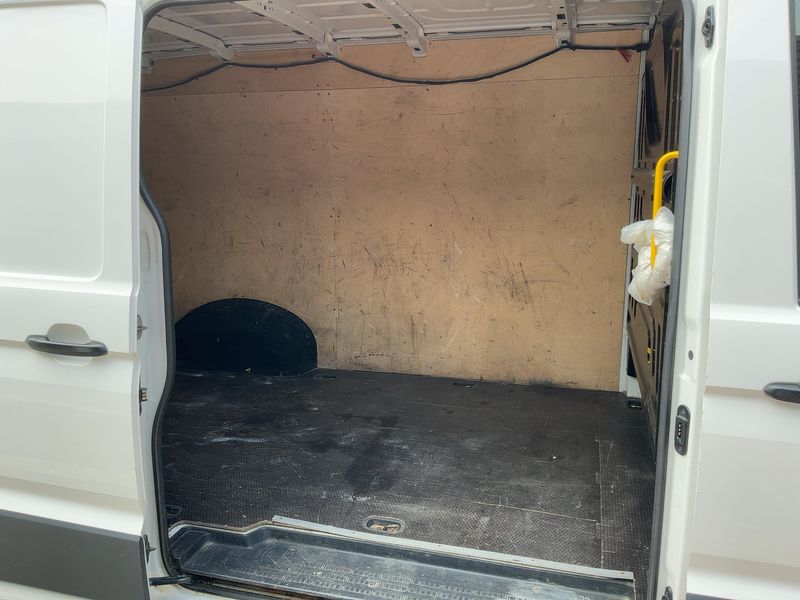 Volkswagen Crafter 2.0 TDI Kasten 35 mittellang FWD — zdjęcie 14