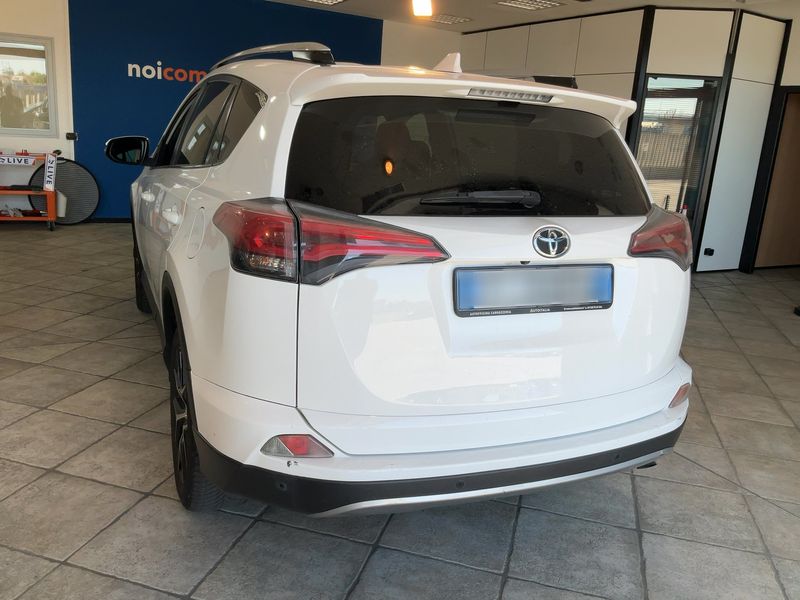 Toyota RAV 4 2.0 D-4D Style — zdjęcie 3
