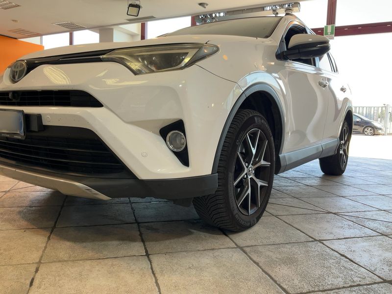 Toyota RAV 4 2.0 D-4D Style — zdjęcie 2