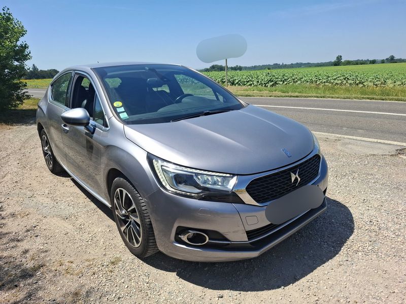 DS Automobiles DS4 1.6 Blue-HDi SoChic — zdjęcie 6