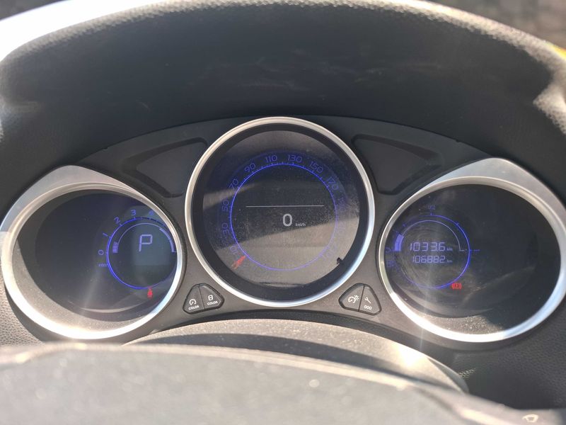 DS Automobiles DS4 1.6 Blue-HDi SoChic — zdjęcie 12
