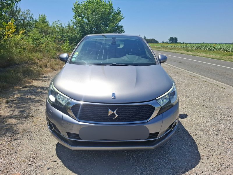 DS Automobiles DS4 1.6 Blue-HDi SoChic — zdjęcie 7