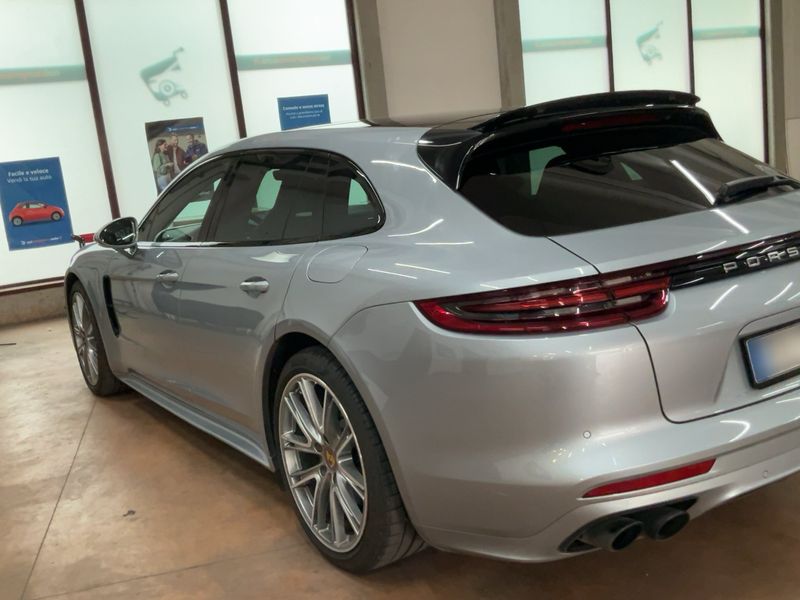 Porsche Panamera Sport Turismo 4 E-Hybrid — zdjęcie 3
