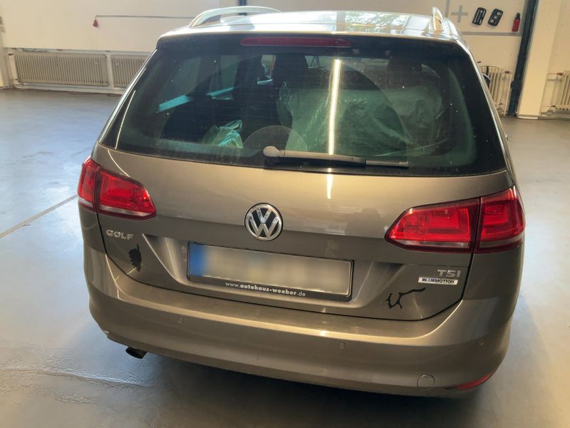 Volkswagen Golf VII 1.2 TSI Lounge BlueMotion Tech 2015 – снимка 7
