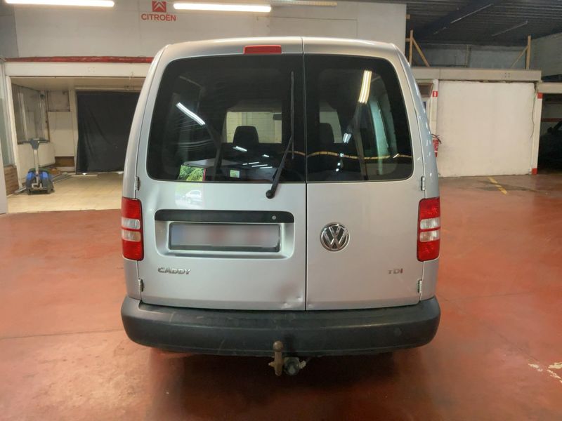 Volkswagen Caddy 1.6 TDI Maxi Kasten 2011 – снимка 7