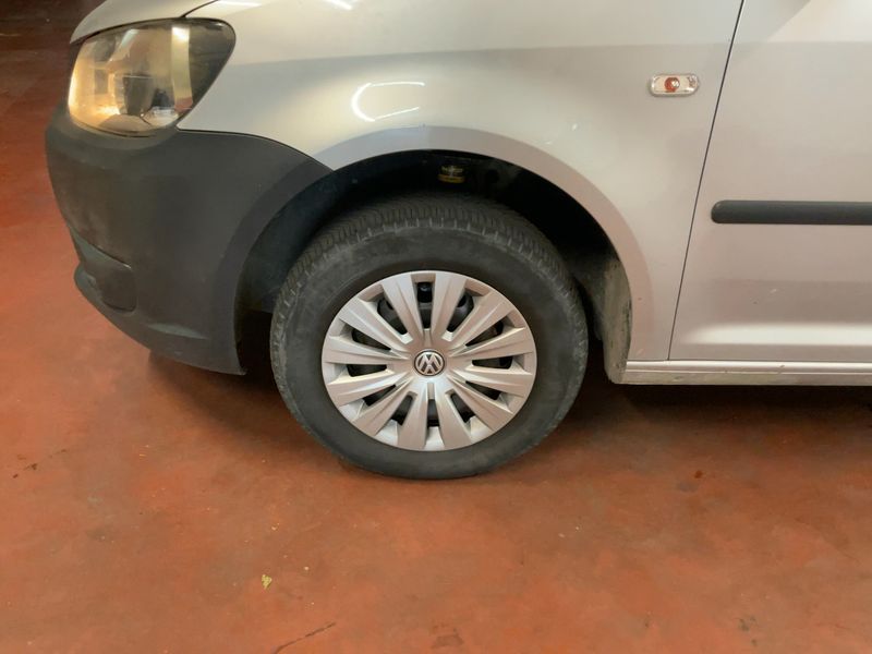 Volkswagen Caddy 1.6 TDI Maxi Kasten 2011 – снимка 3