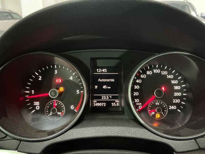 Volkswagen Golf VI 1.6 TDI Sport — zdjęcie 4