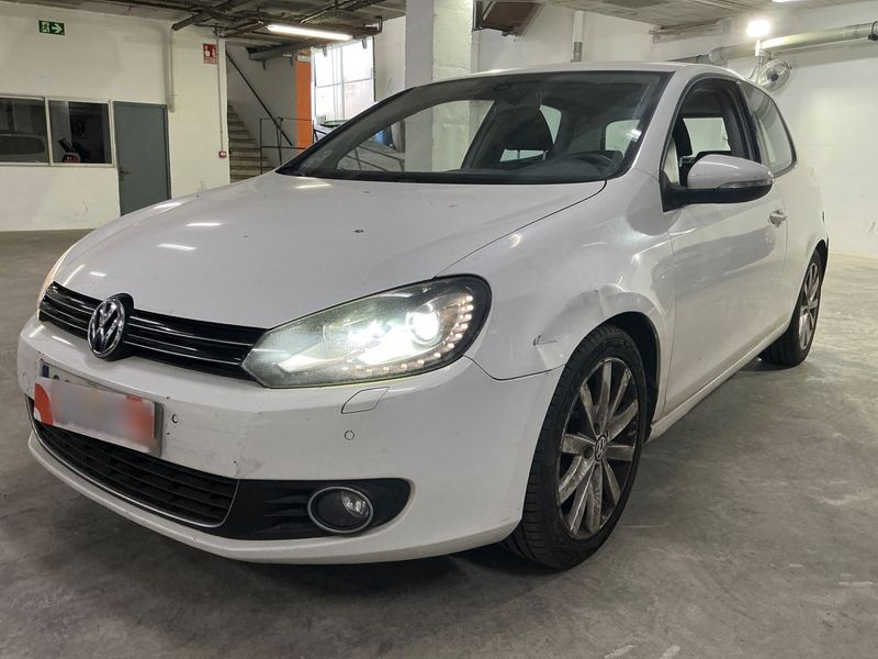 Volkswagen Golf VI 1.6 TDI Sport — zdjęcie 1