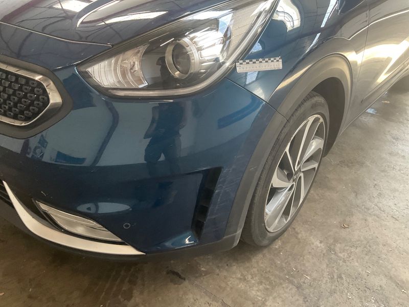 Kia Niro 1.6 Hybrid Premium 2017 – снимка 32