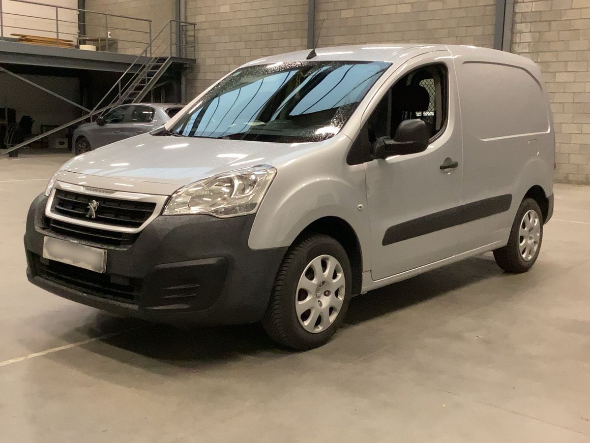 Peugeot Partner 2015 — photo 1