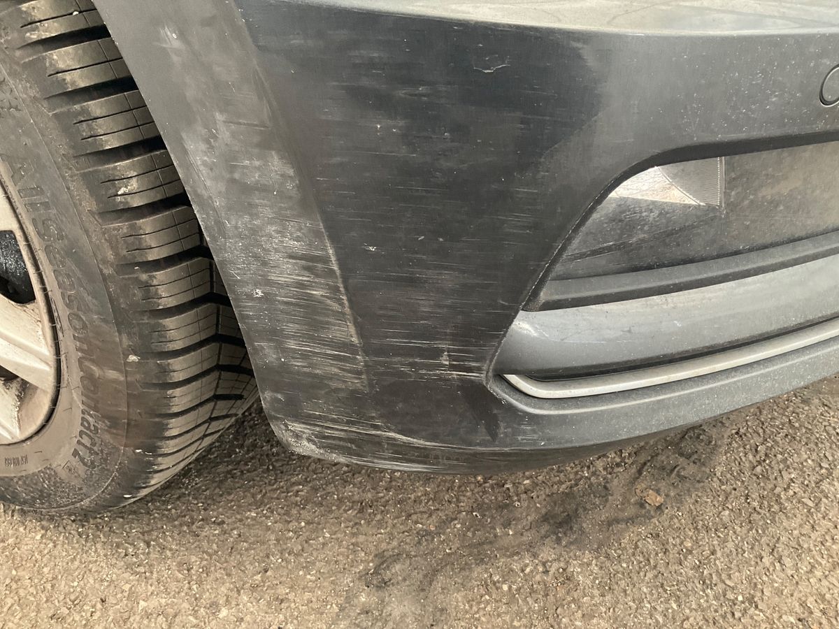 Volkswagen Touran 2018 — photo 3