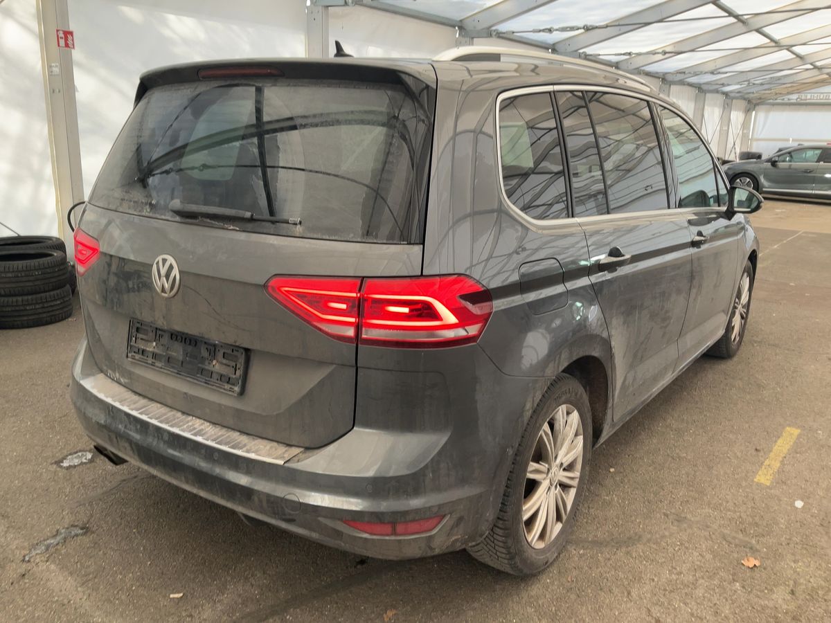 Volkswagen Touran 2018 — photo 9