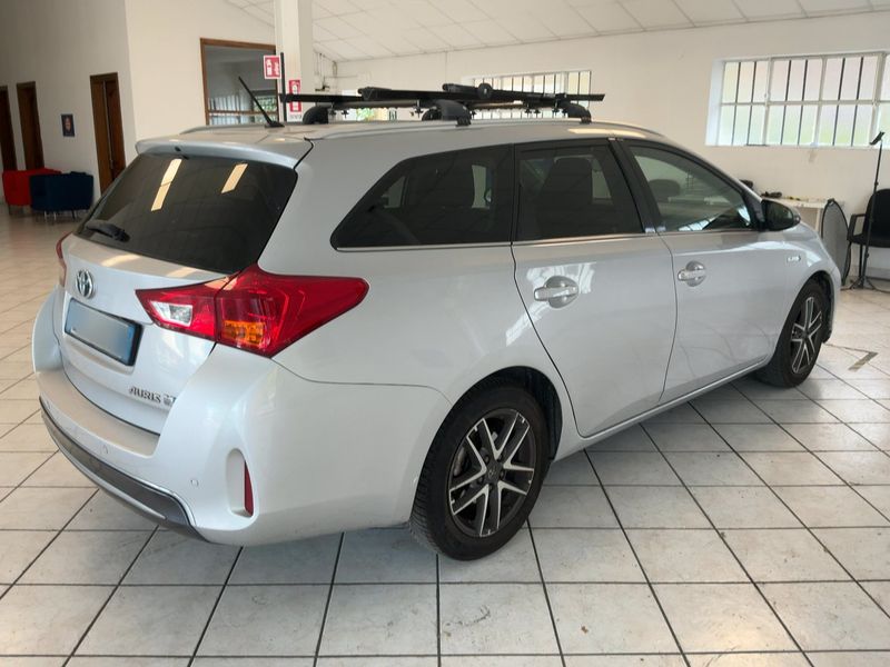 Toyota Auris Touring Sports 1.8 Hybrid Active — zdjęcie 6