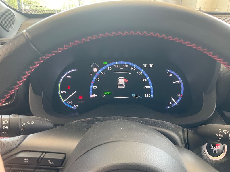 Toyota Yaris Cross 1.5 Hybrid 2WD GR Sport — zdjęcie 13
