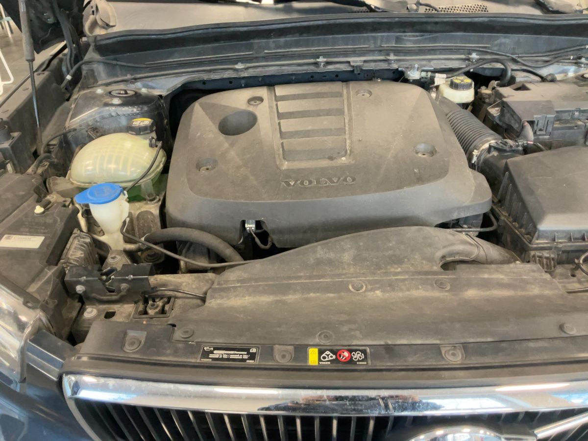 Volvo XC40 2020 — photo 22