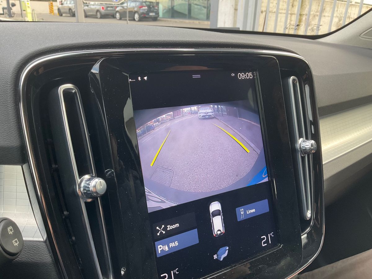 Volvo XC40 2020 — photo 25