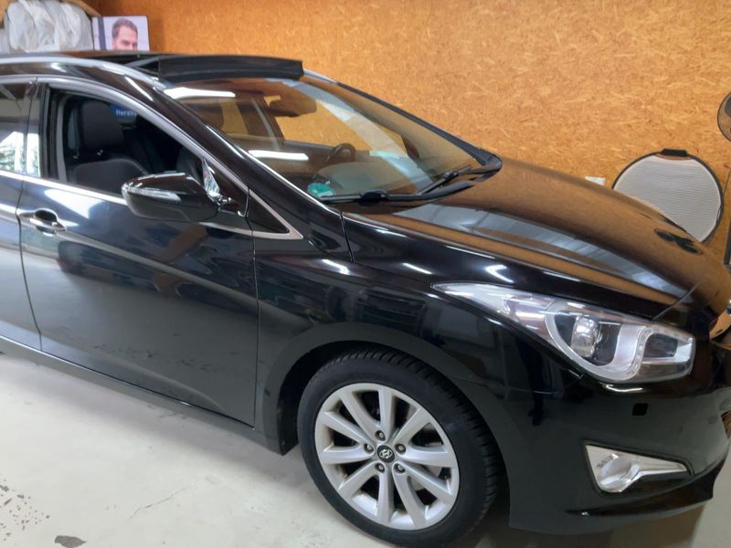 Hyundai i40 2.0 Premium — zdjęcie 8