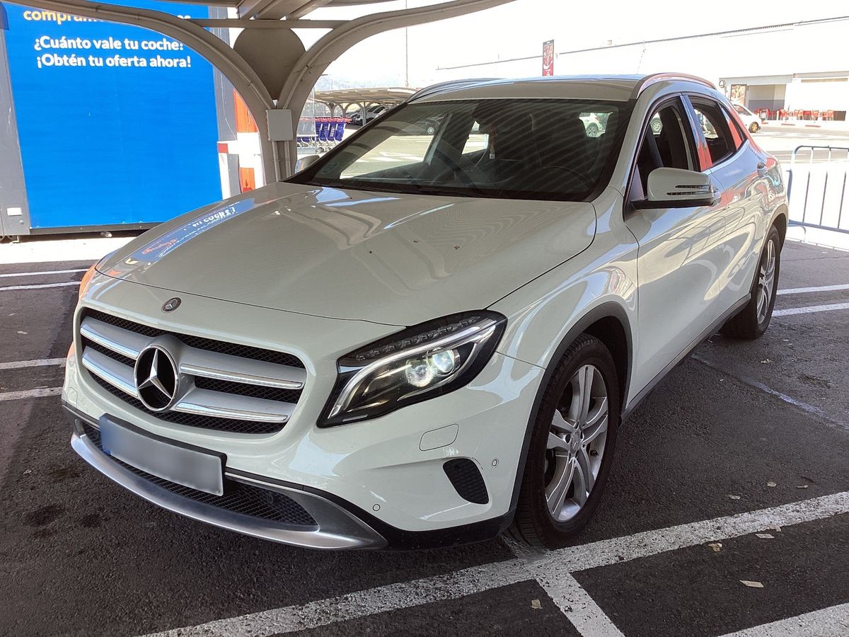 Mercedes-Benz GLA-Klasse 2014
