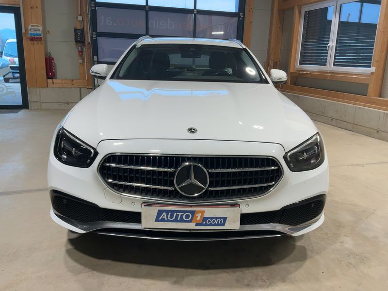 Mercedes-Benz E-Klasse E 300 de T 4Matic 2022 – снимка 14
