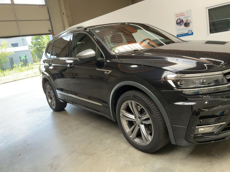 Volkswagen Tiguan Allspace 2.0 TDI Highline 4Motion — zdjęcie 8