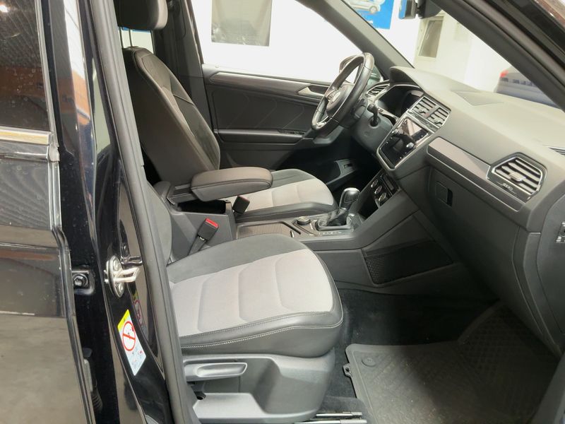 Volkswagen Tiguan Allspace 2.0 TDI Highline 4Motion — zdjęcie 11