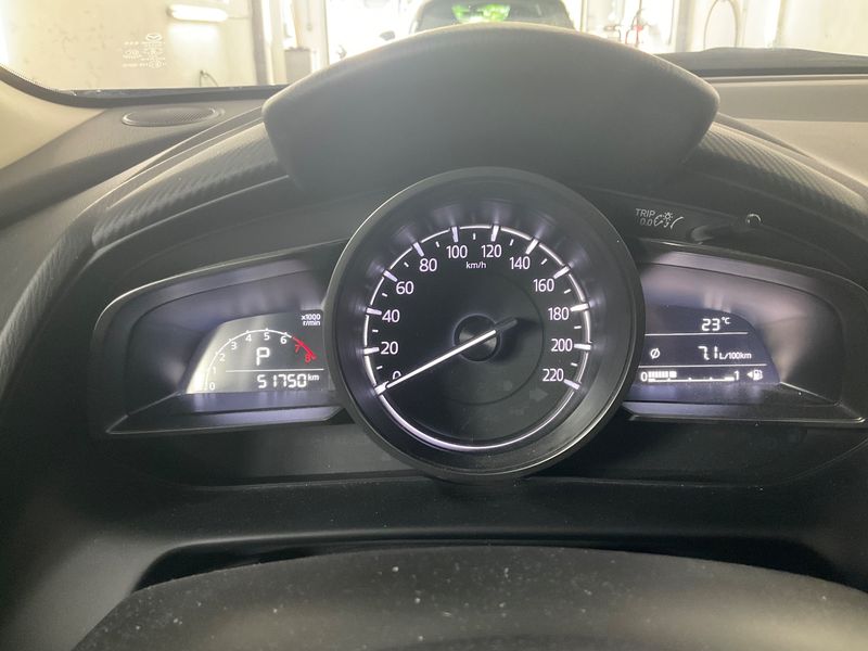 Mazda CX-3 2.0 Exclusive-Line — zdjęcie 13