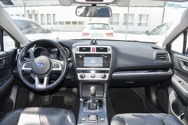 Subaru Outback 2.0 Diesel Style — zdjęcie 11