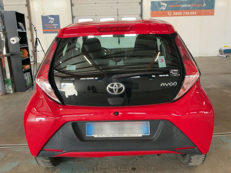 Toyota Aygo 1.0 X-Play — zdjęcie 5