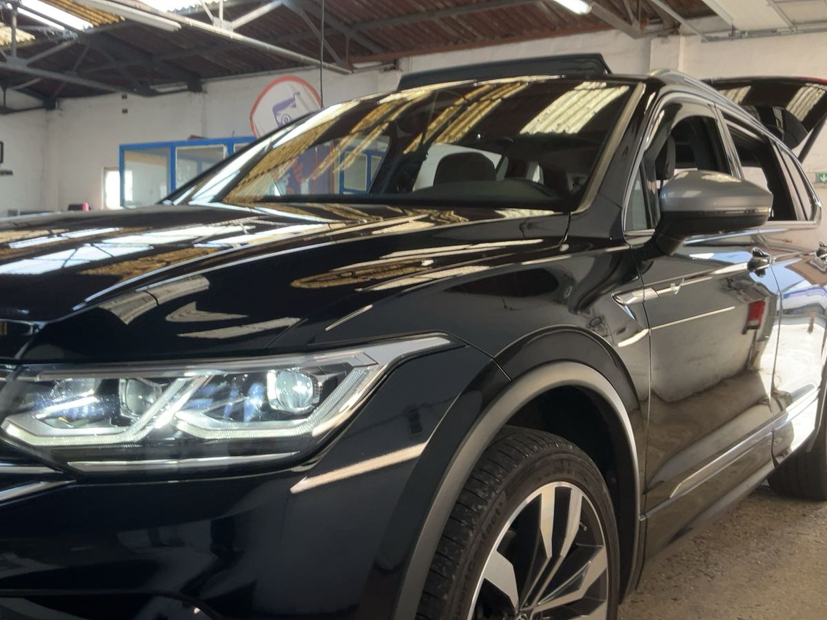 Volkswagen Tiguan Allspace 2.0 TDI R-Line 4Motion