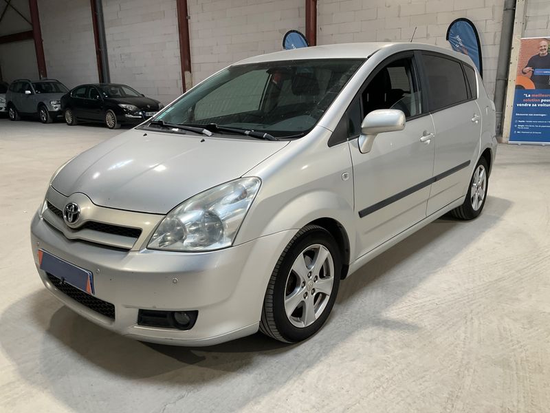 Corolla Verso 2.2 D-4D Les bleus