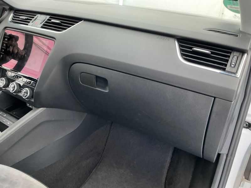 Skoda Octavia 2.0 TDI Style 2017 – снимка 28