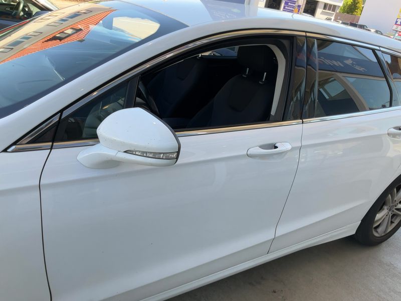 Ford Mondeo 2.0 TDCi Titanium — zdjęcie 4