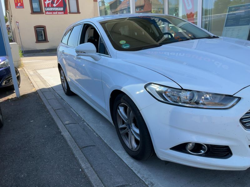 Ford Mondeo 2.0 TDCi Titanium — zdjęcie 8