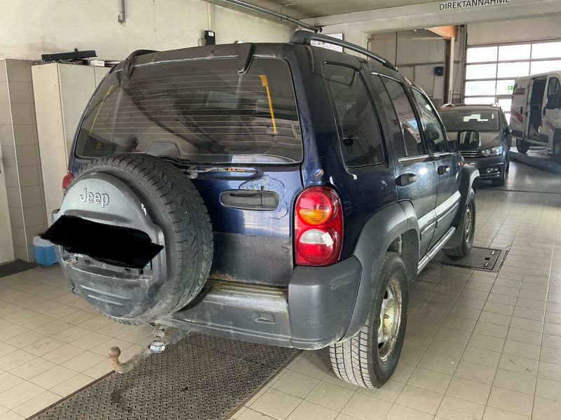 Jeep Cherokee 2.8 CRD Extreme Sport — zdjęcie 2
