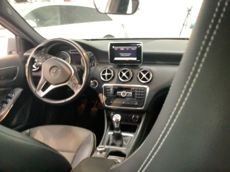 Mercedes-Benz A-Klasse A 180 BlueEfficiency Style — zdjęcie 12