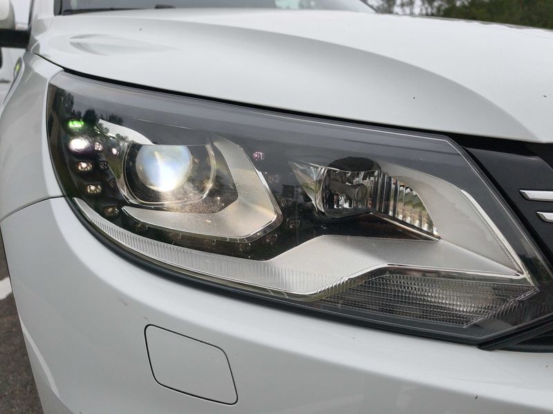 Volkswagen Tiguan 2.0 TDI Sport & Style 4Motion BlueMotion Tech — zdjęcie 19
