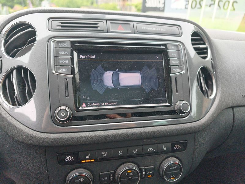 Volkswagen Tiguan 2.0 TDI Sport & Style 4Motion BlueMotion Tech — zdjęcie 22