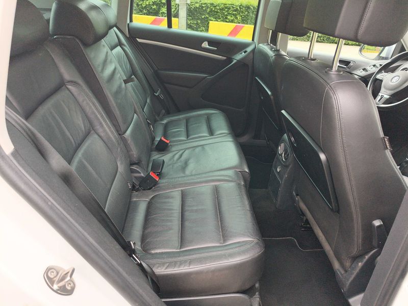 Volkswagen Tiguan 2.0 TDI Sport & Style 4Motion BlueMotion Tech — zdjęcie 14