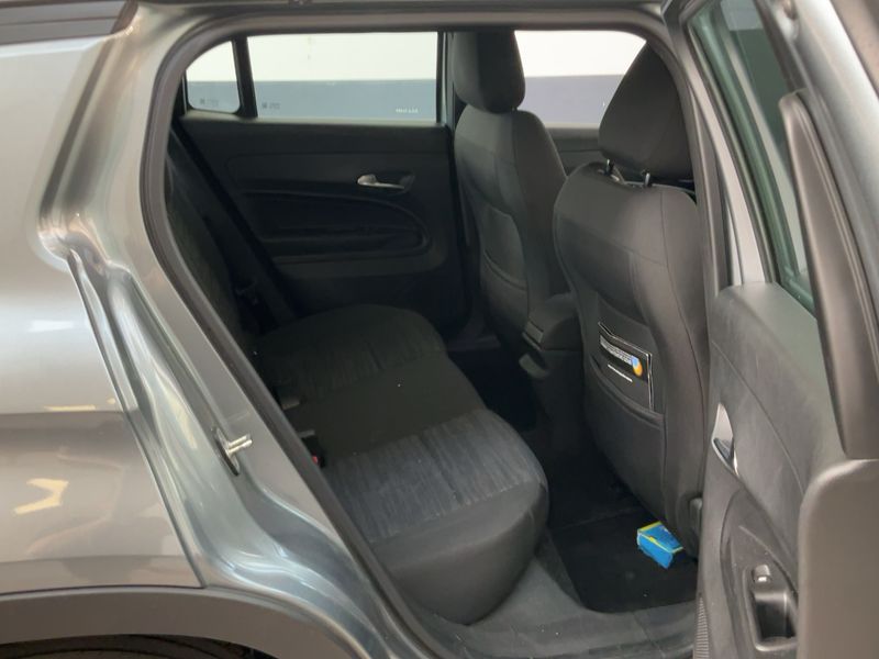Jeep Avenger 1.2 T-GDI Longitude — zdjęcie 14