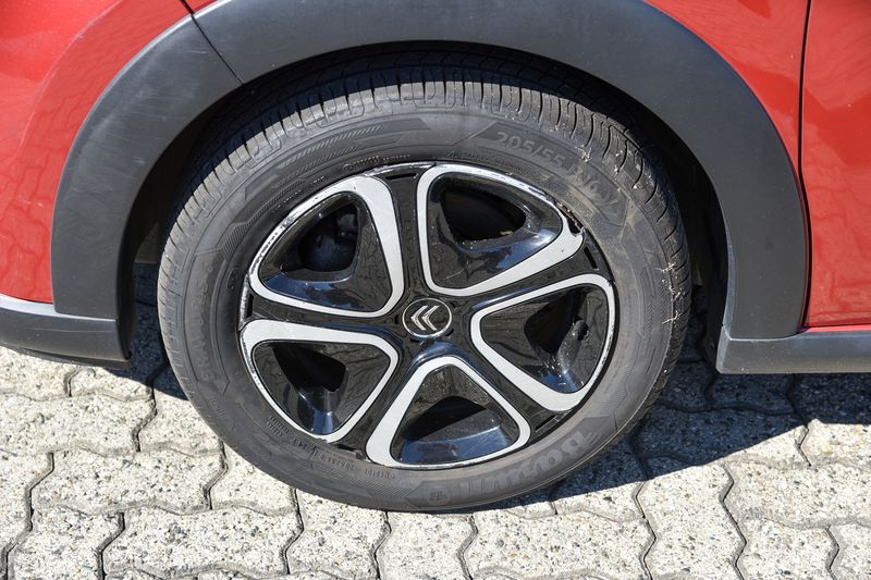 Citroen C3 1.2 PureTech Feel 2017 – снимка 22